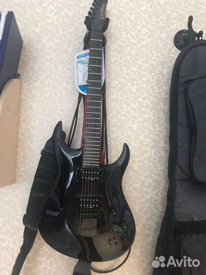 Продаю электрогитару