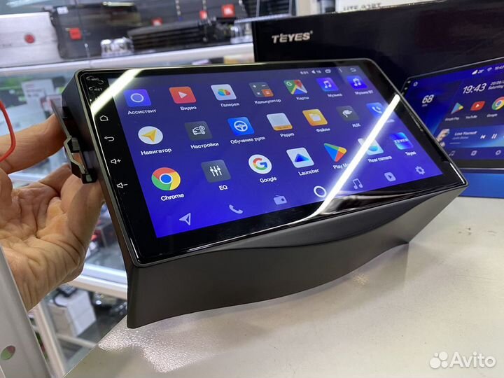 Магнитола Teyes CC2L Plus 1-16 Toyota Rav4