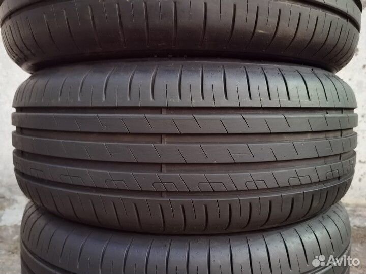 Goodyear EfficientGrip Performance 215/55 R17 94V