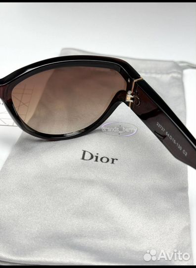 Солнцезащитные очки dior. женские