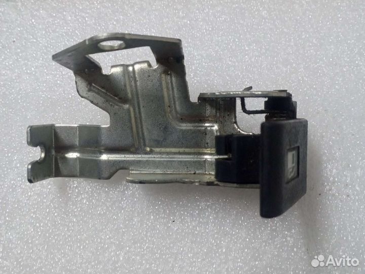 Ручка открывания лючка бензобака Honda CR-V 3