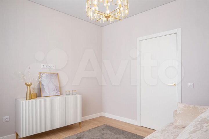 2-к. квартира, 52 м², 4/10 эт.