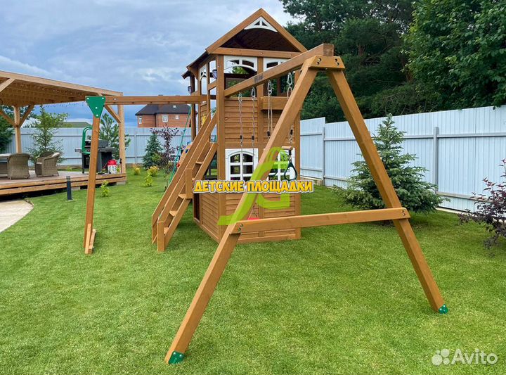 Детская площадка для всей семьи