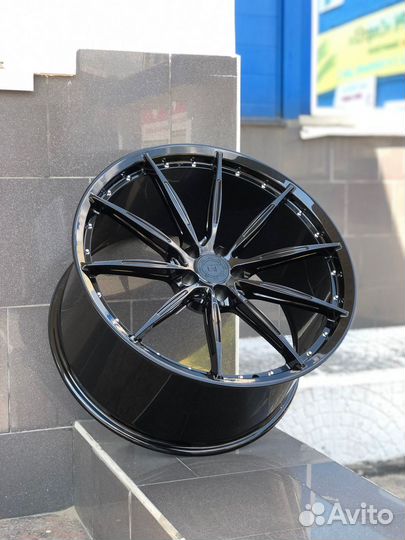 Кованые диски GT Forged R22 на BMW X5 X6 X7