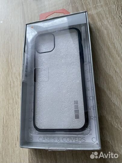 Чехол на iPhone