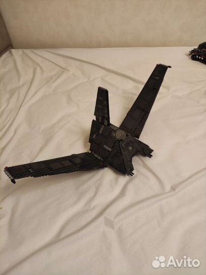 Собранная модель Lego