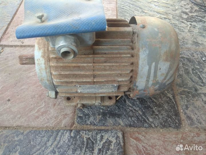 Электродвигатель 220/380В 900-1200 об/мин