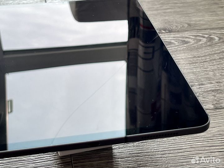 iPad Pro 11” 1TB Cellular заблокированный