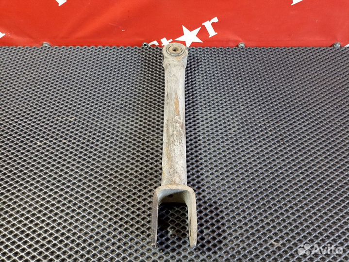 Стойка заднего стабилизатора