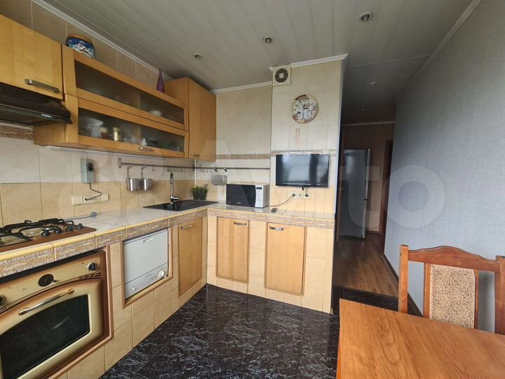 2-к. квартира, 54 м², 7/10 эт.