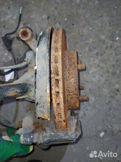 Ступица на Toyota Platz SCP11 1SZ-FE