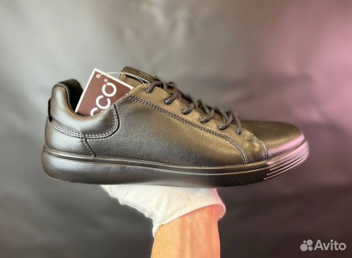 Кроссовки Ecco надежные