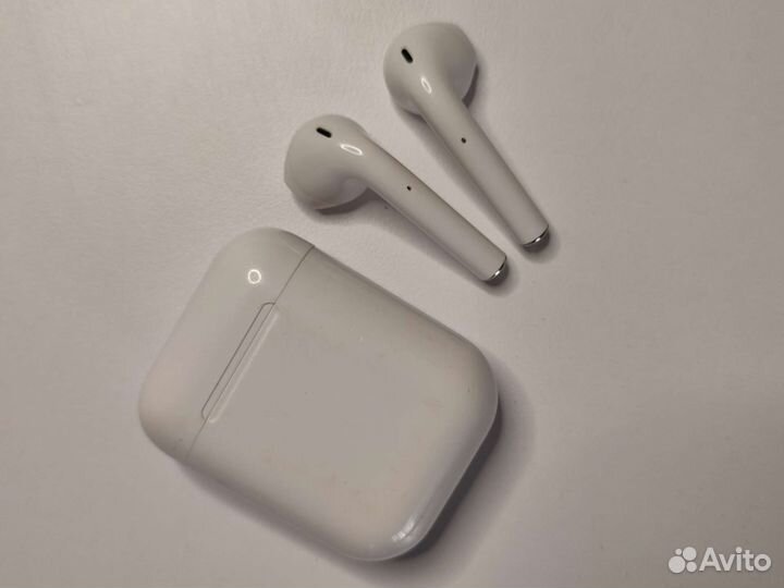 AirPods