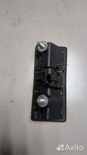 Ручка крышки багажника Volkswagen Tiguan, 2011