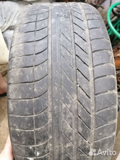 Продам 4 покрышки 255/50 r19