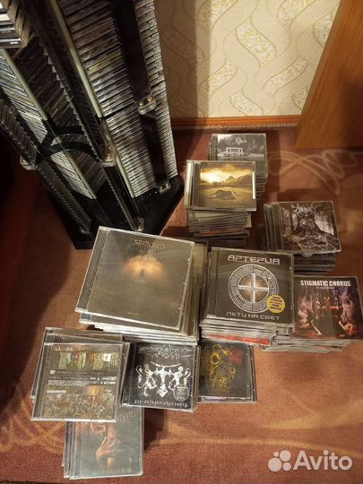 CD-диски б/у (Метал) (Алфавит A - E) лицензия