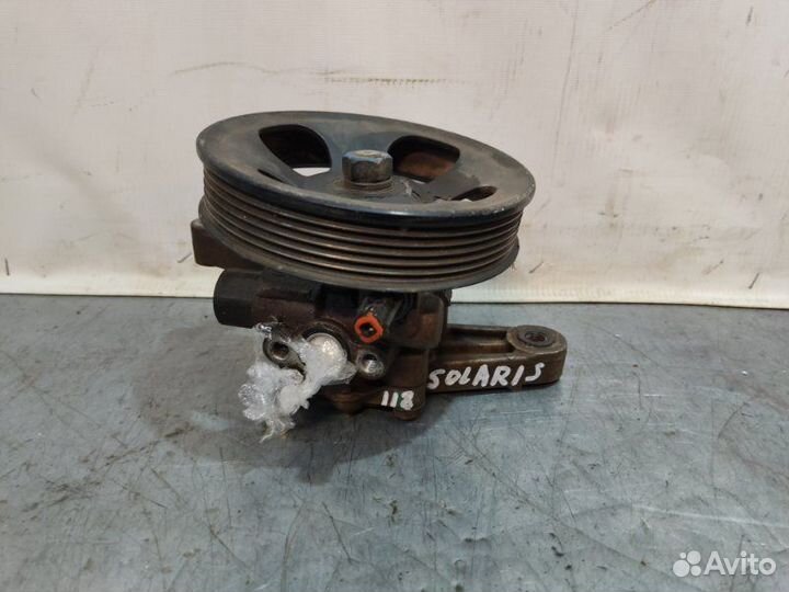 Насос гура Hyundai Solaris 1 седан G4FC 2011