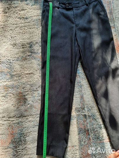 Пиджак и брюки для школы (на 10-12 лет)