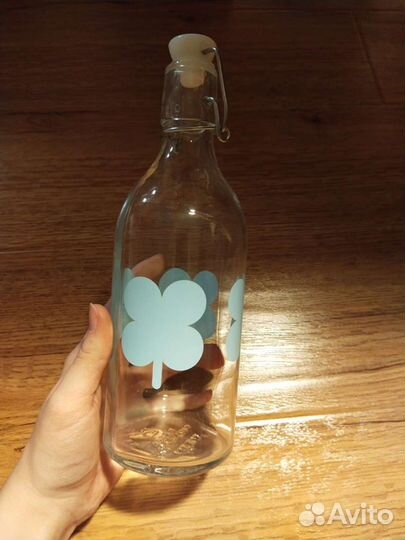 Бутылка стеклянная