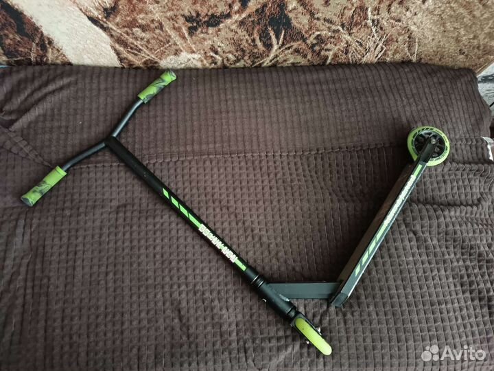 Трюковой самокат duker 202