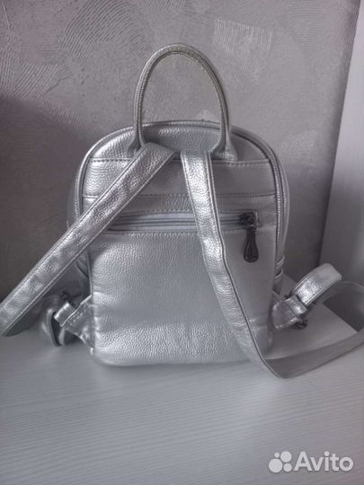 Рюкзак женский серебрянный