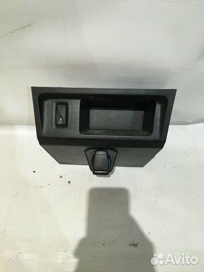 Накладка торпедо LADA Xray