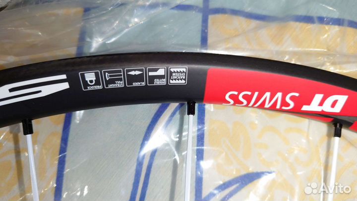 Комплект карбоновых колёс DT Swiss XRC1250