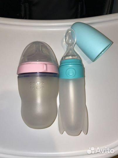 Бутылочка и бутылочка с ложкой для кормления