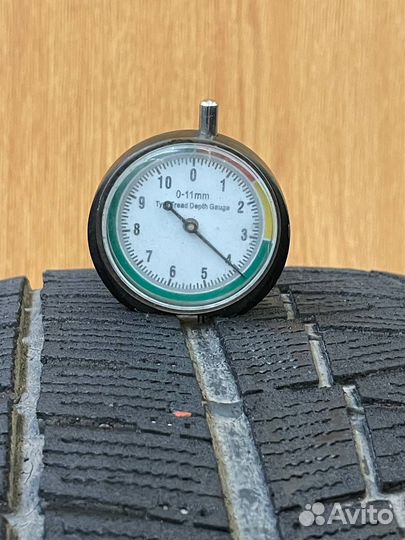 Bridgestone Blizzak Revo GZ 215/55 R17