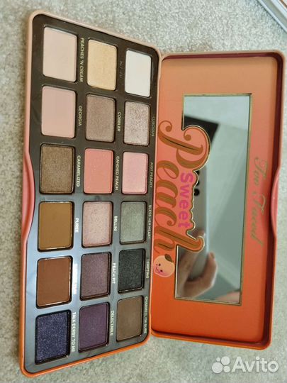 Палетки Too Faced: Sweet peach и Chocolate BonBons