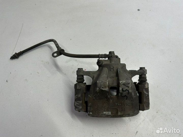 Тормозной суппорт передний правый Toyota Camry