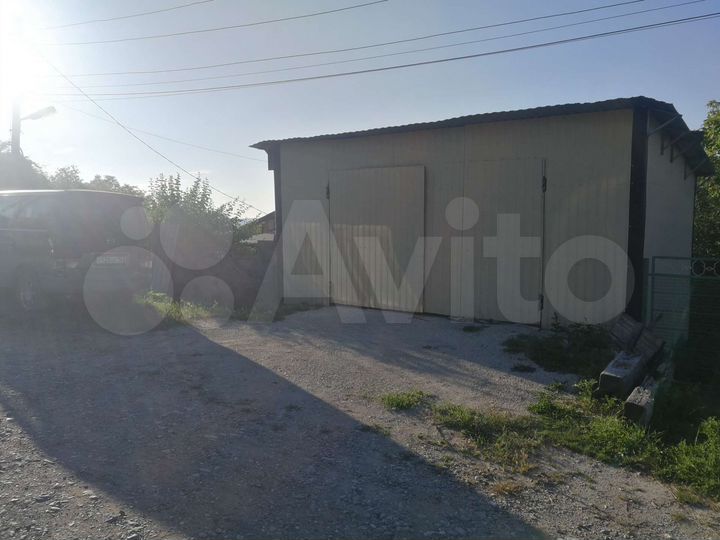 Дом 56 м² на участке 12 сот.