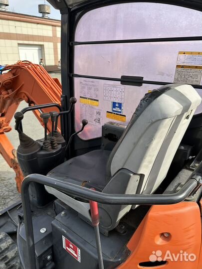Мини-экскаватор Hitachi EX20U-3, 2008