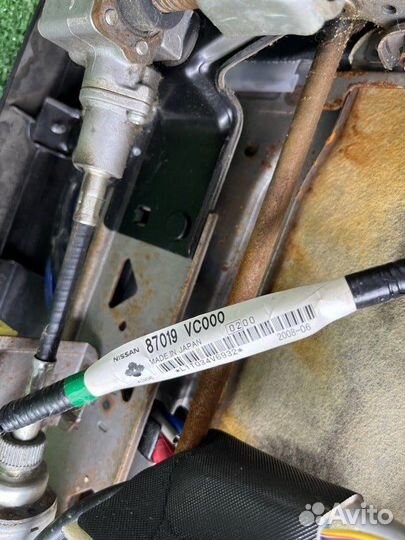 Сиденье водителя Nissan Patrol Y61 ZD30ddti 2008