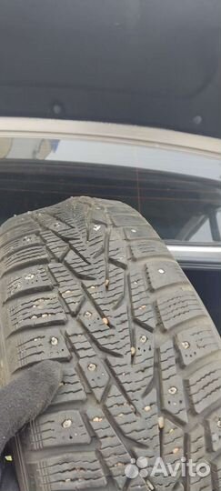 Nokian Tyres Hakkapeliitta 7 185/60 R15 88T