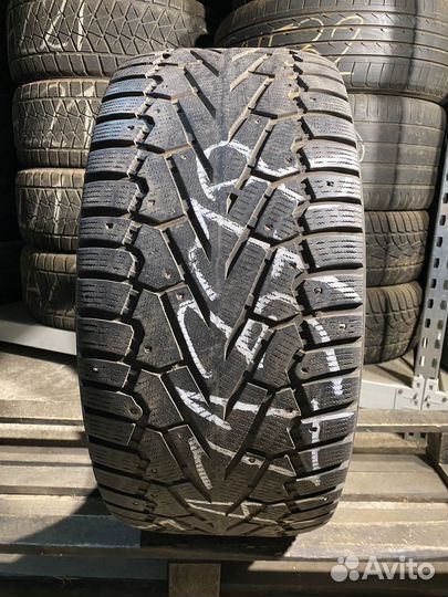Pirelli Ice Zero 295/40 R21 111H