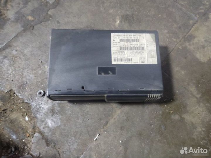 CD-Чейнджер Jeep Grand Cherokee