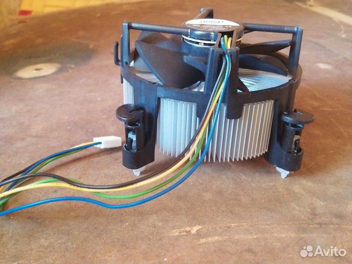 Кулер процеccорный Intel