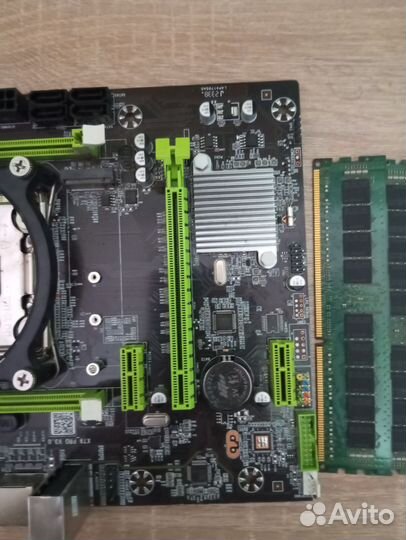 Материнская плата