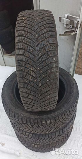 Michelin X-Ice North 4 215/65 R16 102T