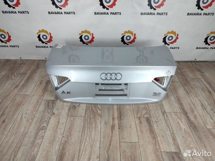 Крышка багажника Audi A5 8T 3.2 cala 2008