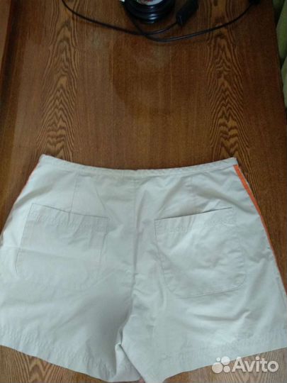 Шорты женские,б.у.в хорошем состоянии