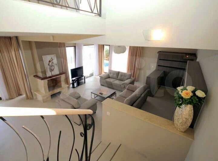 Коттедж 258,4 м² на участке 20 сот.