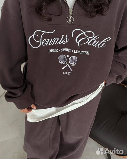 Спортивный костюм женский