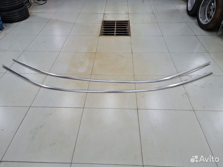 Декоративная планка крыши правая Bmw E66 N62 2002