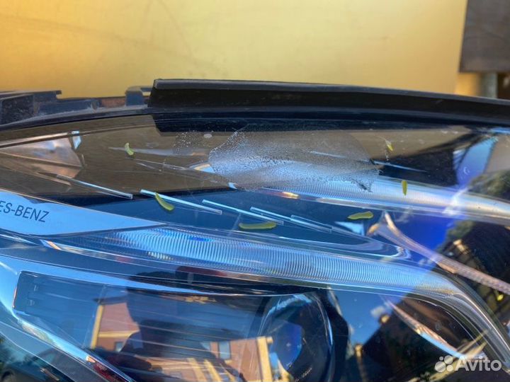 Фара светодиодная правая Mercedes-Benz E-Class