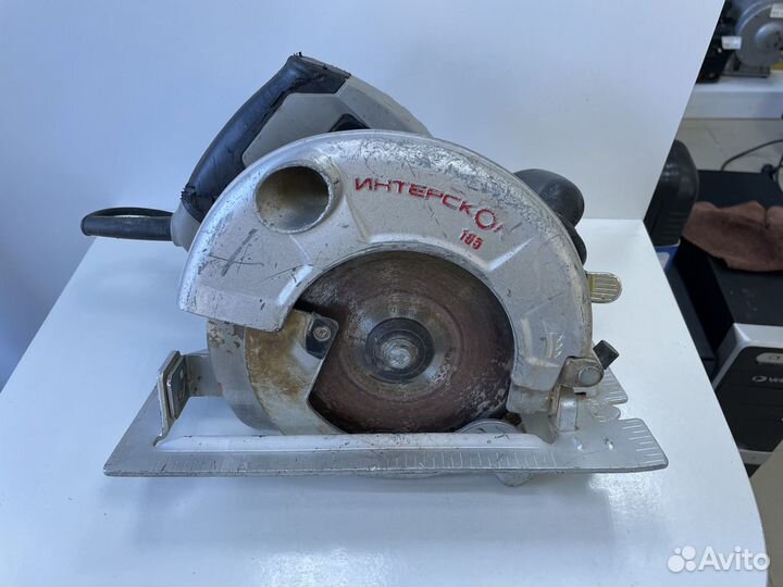 Циркулярная пила Интерскол дп-165/1200 с1