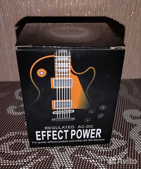 Блок питания 9В на 5 гитарных педалей