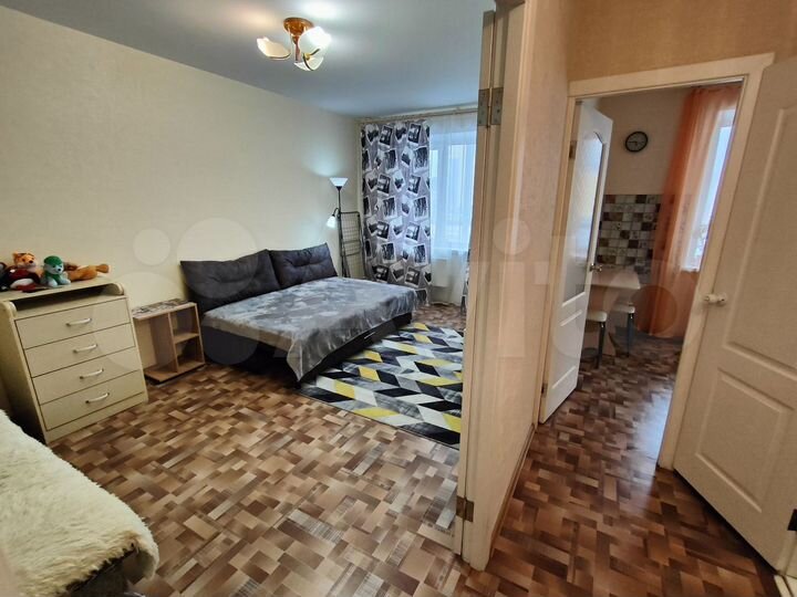 1-к. квартира, 35 м², 1/10 эт.