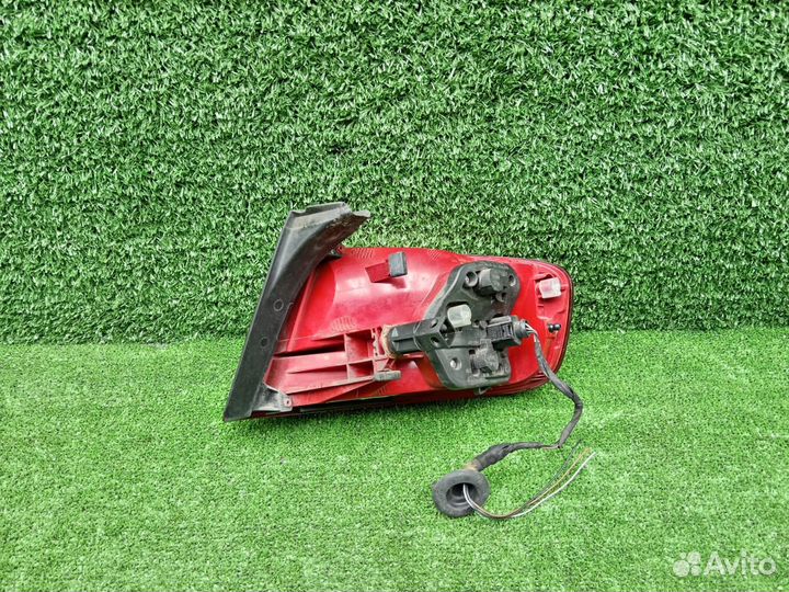 Фонарь задний левый седан VAG Audi A4 B8